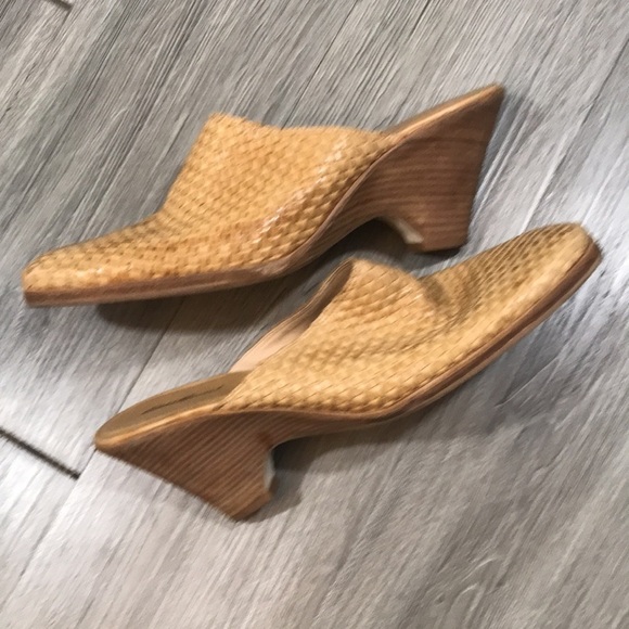 Eddie Bauer Braided Leather Wedge Natural Leather Mules size 12M - Picture 1 of 10